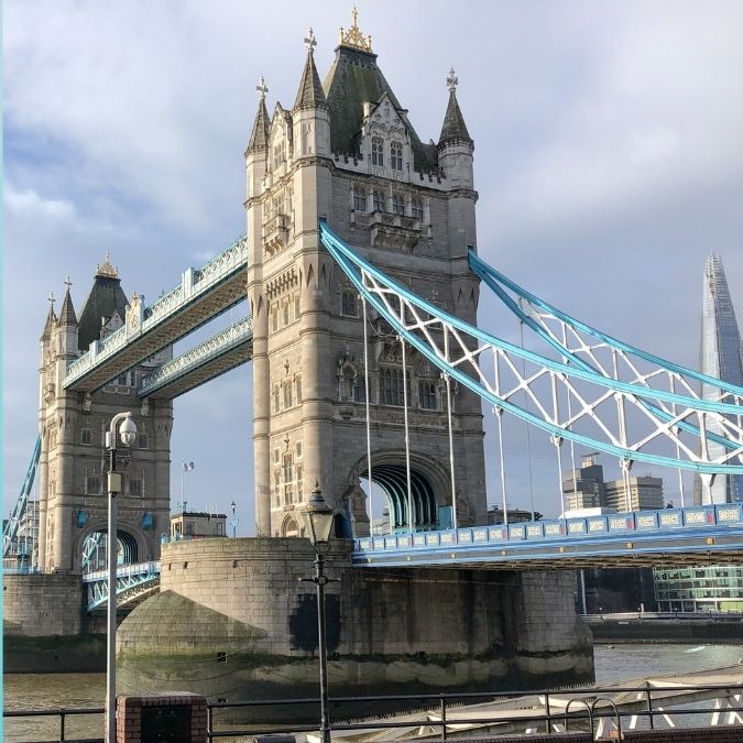 Sviatky 2026 Anglicko